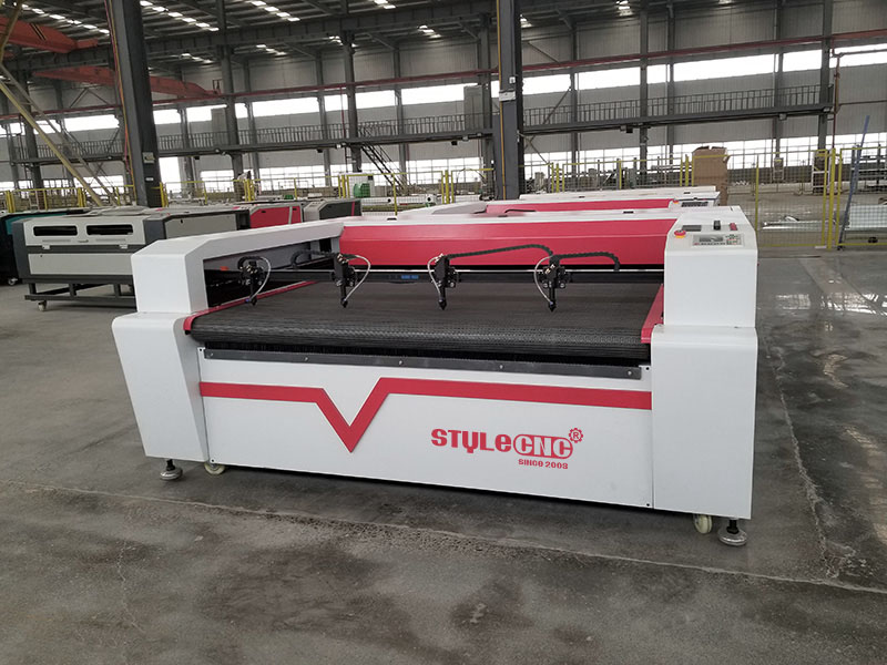 多頭激光布料切割機(jī)