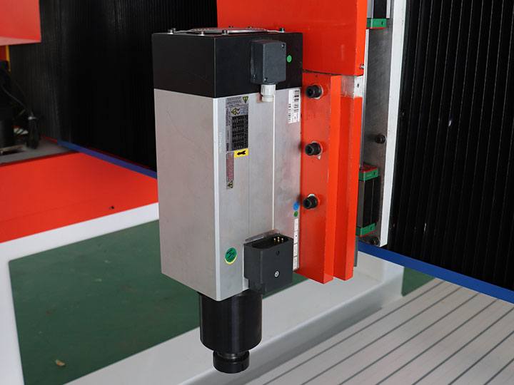 適用于泡沫塑料、EPS 和 XPS 的三軸泡沫數(shù)控雕刻機