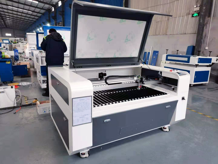 用于橡膠墊圈和密封件的數(shù)控激光切割機(jī) CCD 相機(jī)