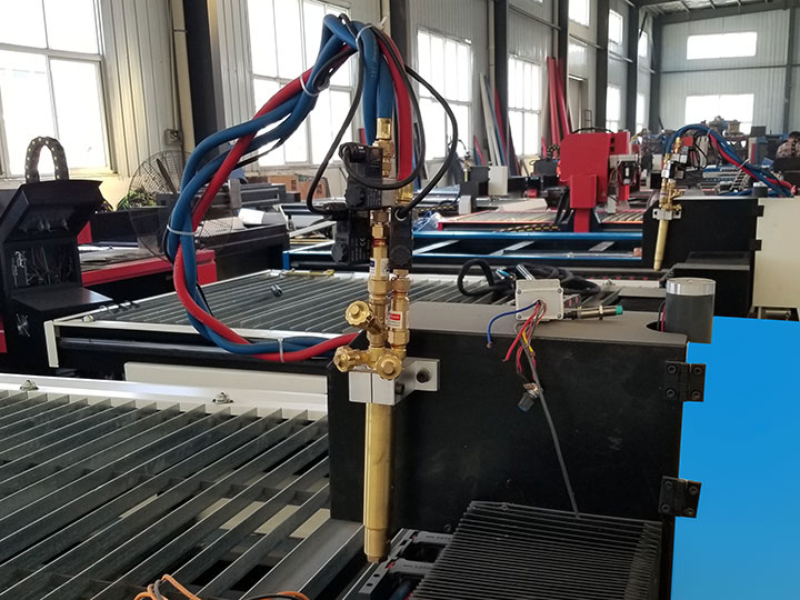 盈利型 4x8 帶旋轉(zhuǎn)管切割器的數(shù)控等離子切割工作臺套件