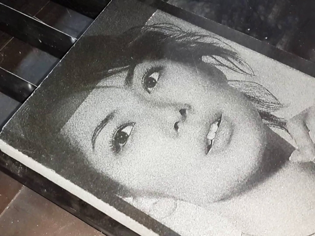 石材激光雕刻機(jī)項(xiàng)目