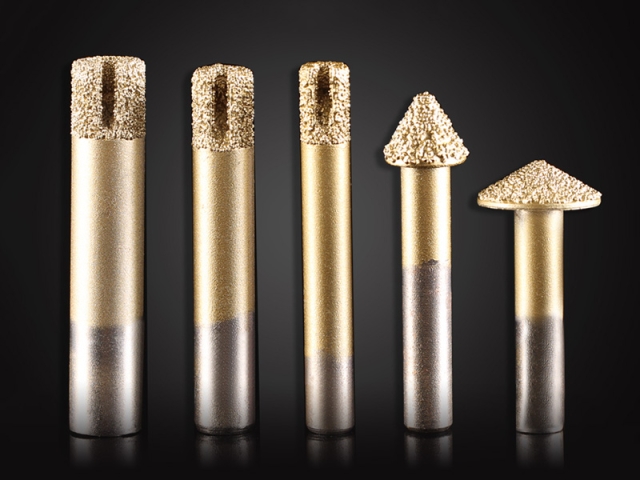 如何選擇石材數(shù)控雕刻機(jī)刀具？