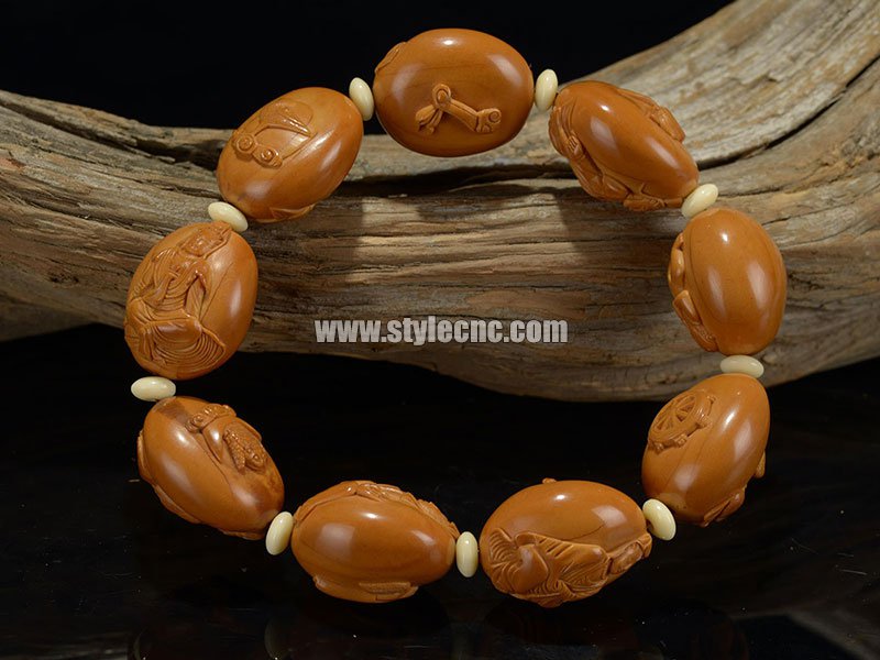 使用數(shù)控雕刻機(jī)進(jìn)行橄欖核雕刻