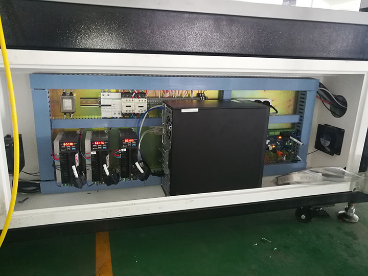 激光金屬切割機(jī)伺服電機(jī)