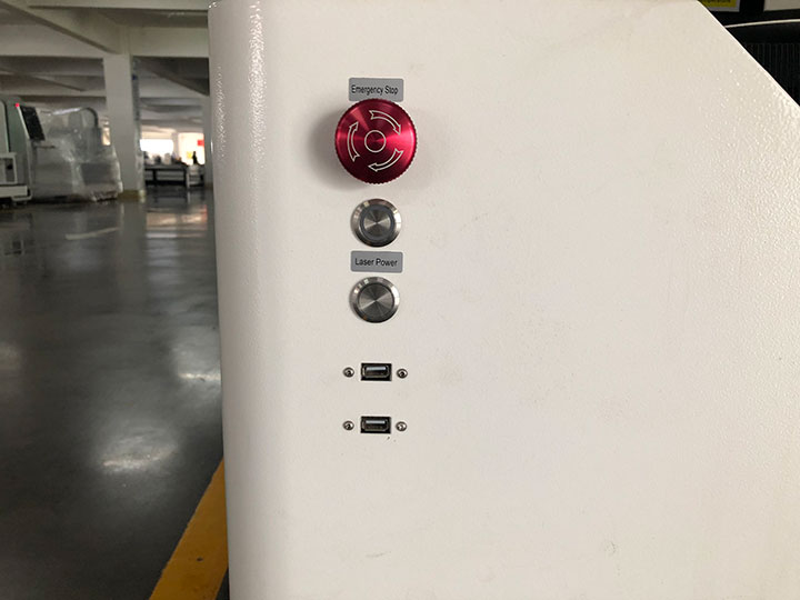 金屬激光切割機(jī)按鈕