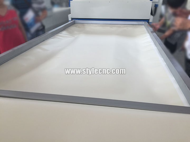 板式家具數(shù)控雕刻機(jī) 板式家具數(shù)控雕刻機(jī)