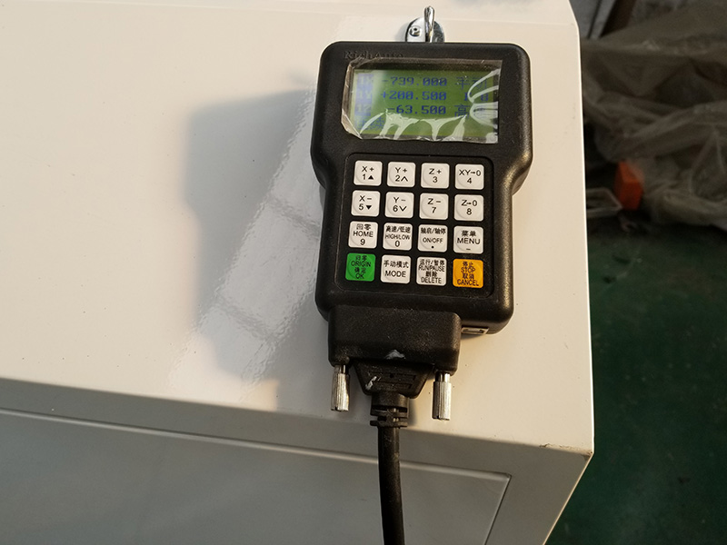 用于經(jīng)濟型數(shù)控雕刻機工作臺的 DSP 控制器