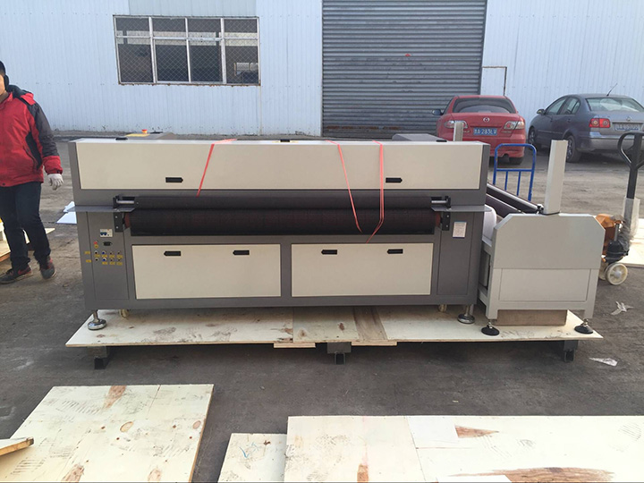 織物激光切割機(jī) 織物激光切割機(jī)