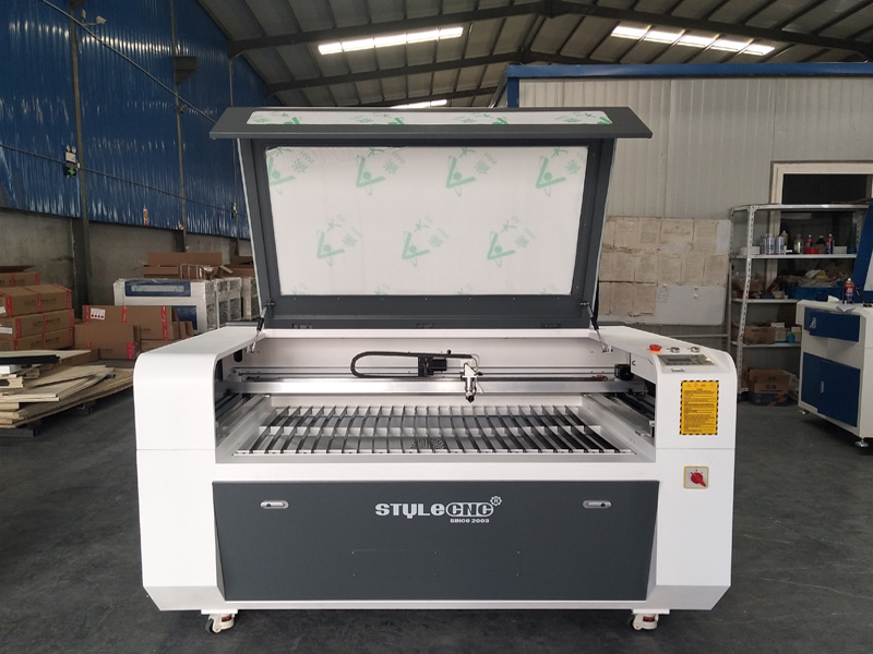 1390數(shù)控激光雕刻切割機(jī) 1390數(shù)控激光雕刻切割機(jī)