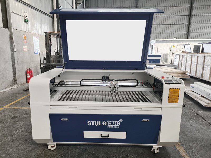 雙頭 CO2 紙張和紙板激光切割機