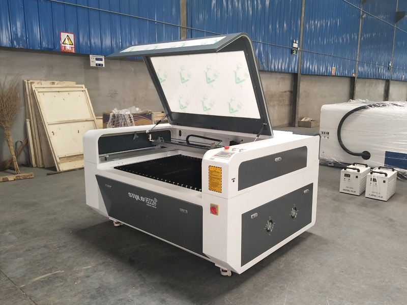 STJ1390-2 雙頭激光切割機(jī)