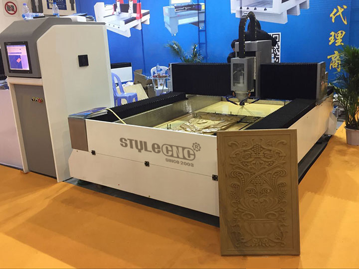 適用于大理石、花崗巖和石英的新型石材數(shù)控機(jī)床