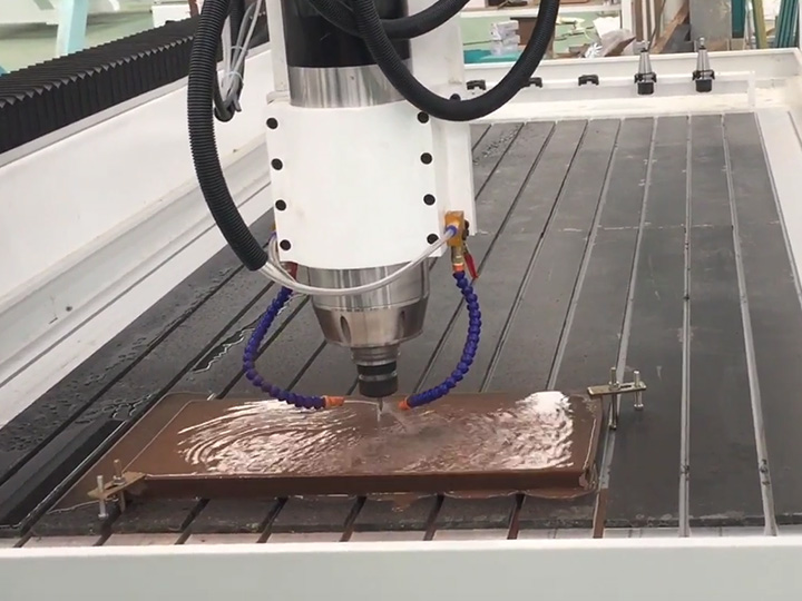 用于石材雕刻的線性自動換刀數(shù)控雕刻刻機