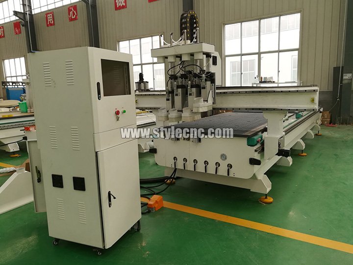 氣動(dòng)自動(dòng)換刀數(shù)控雕刻刻機(jī)