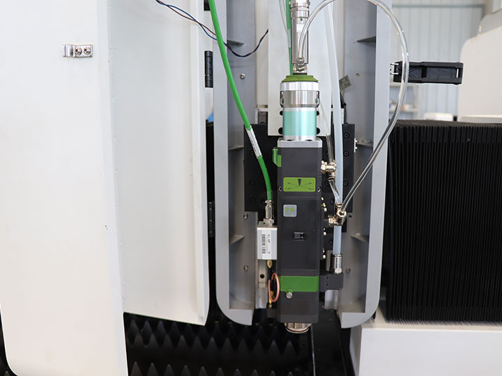 用于金屬板和管的激光切割機