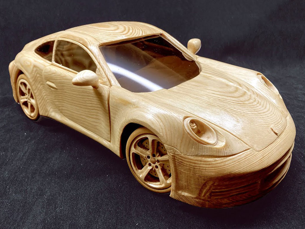 用于車身造型的五軸數(shù)控機(jī)床