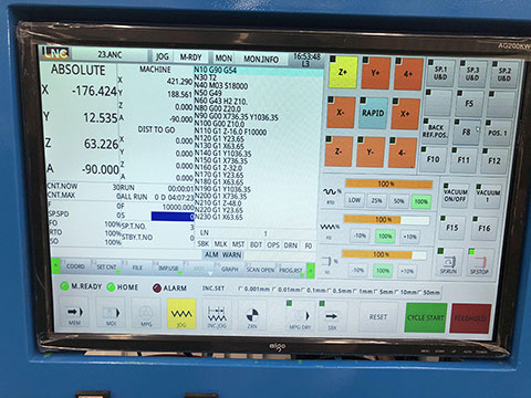 寶元工業(yè)控制器 4x8 數(shù)控木門制造機