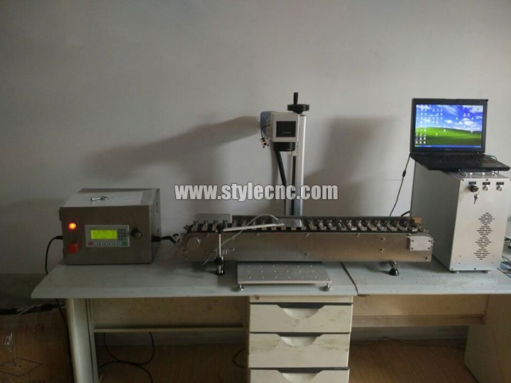 20W 飛行光纖激光打標(biāo)機(jī)