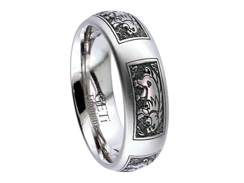 用于金屬加工的光纖激光雕刻打標(biāo)機(jī)