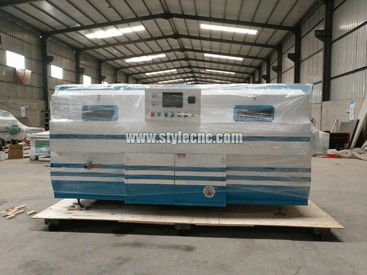 PVC真空覆膜壓機(jī)