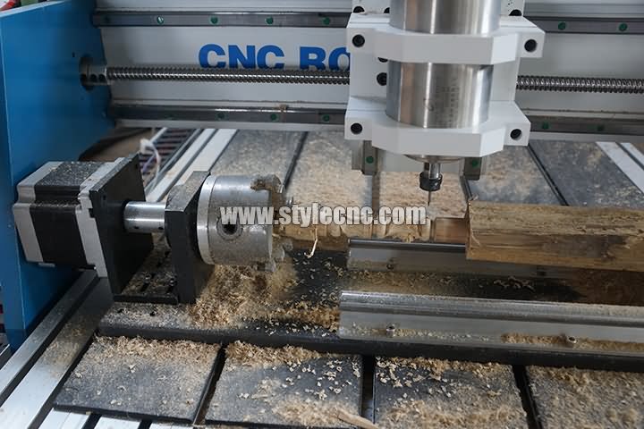 小型旋轉(zhuǎn)數(shù)控雕刻機(jī)