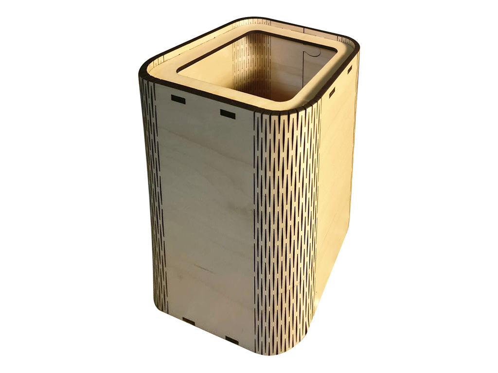 CO2 激光切割 3D 帶活動(dòng)鉸鏈的 3mm 膠合板鉛筆杯