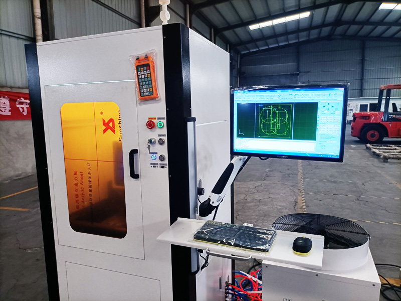 帶 PC 屏幕臂的工業(yè)計算機