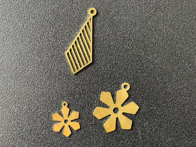 光纖激光切割銅首飾項目