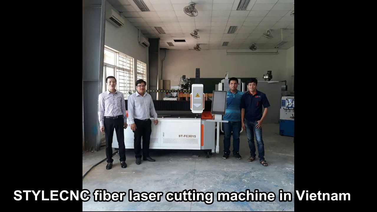 光纖激光金屬切割機(jī)在越南學(xué)校教育中的應(yīng)用