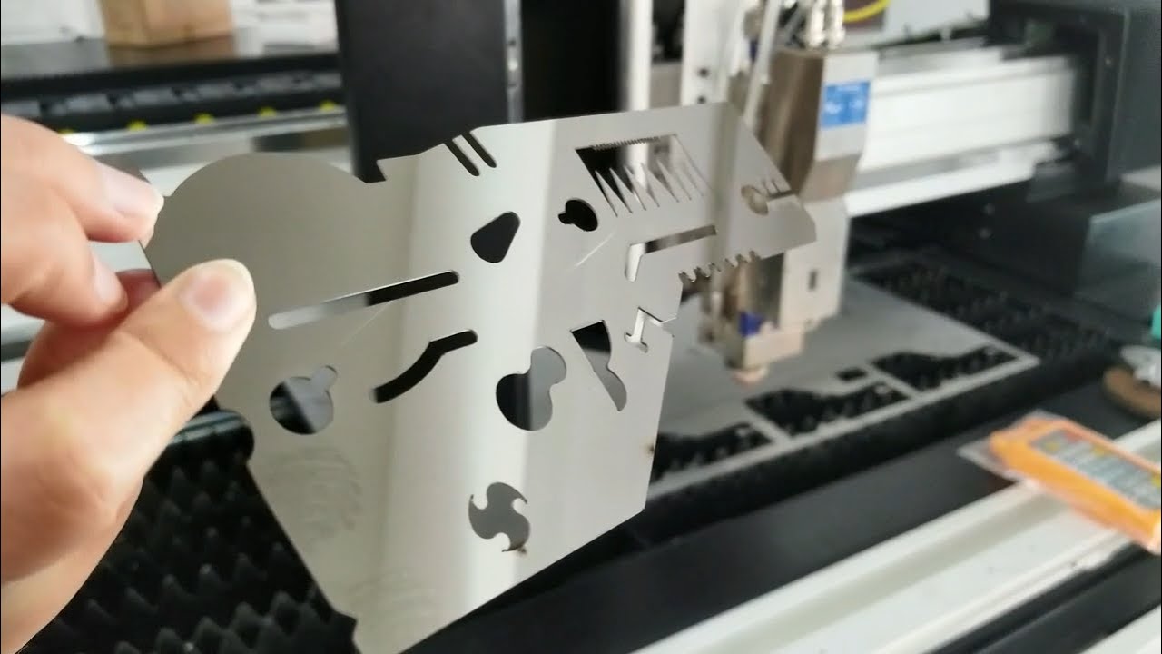 1000W 光纖激光切割機1.5mm 鋁板 1000W 光纖激光切割機1.5mm 鋁板